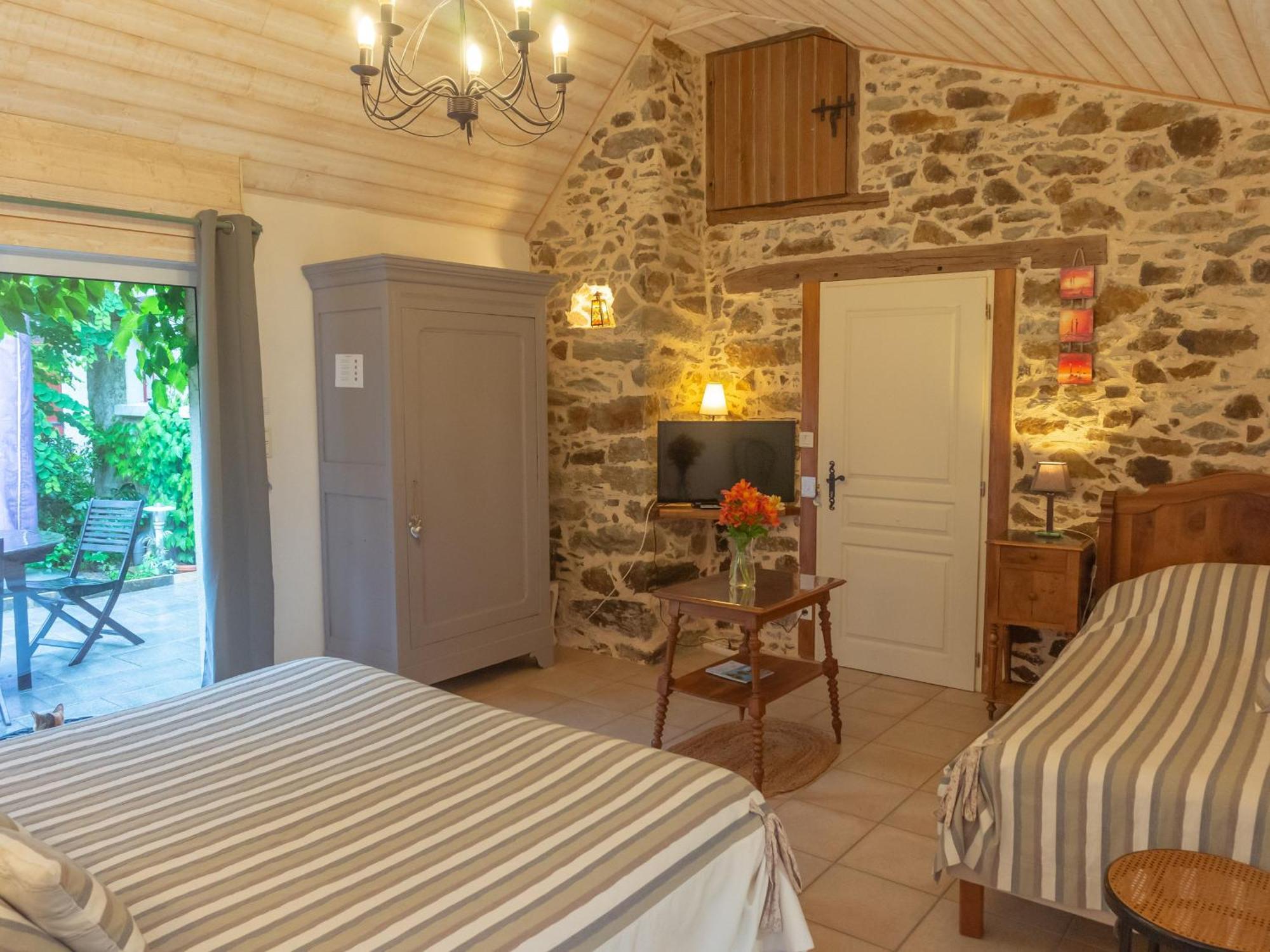 Confort Et Tranquillite A Blain : Chambre Climatisee, Salle D'Eau Privative, Wifi Et Velos A Disposition - Fr-1-306-1253 Bed & Breakfast Exterior photo